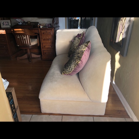 Custom made fainting couch - Picture 4 of 5